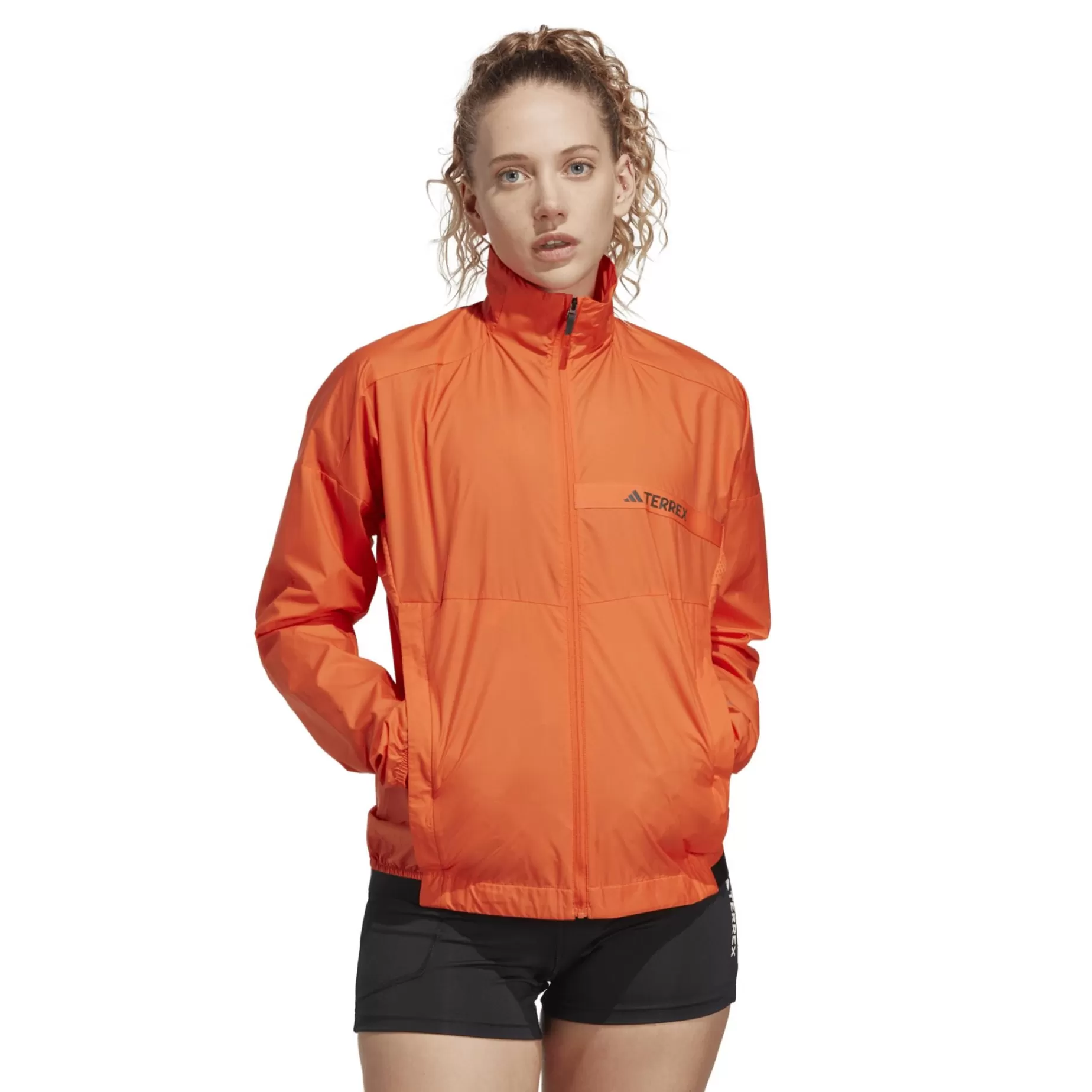 adidas Jackor<Terrex Multi Wind Jacket, Vindavvisande Vindjacka, Dam